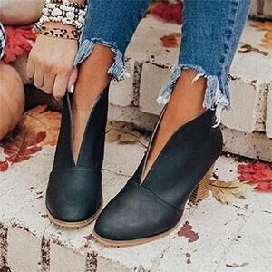 Women Heel Ankle BootsV Cut Fashion Slip on Black Size 6.5US / 37CN
